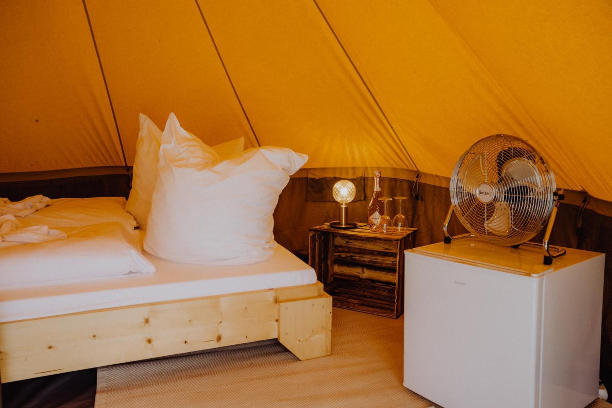 raus und gut Glamping am Gräbendorfer See Drebkau Exterior foto